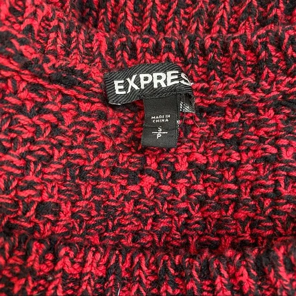 Express Red & Black Oversized Cable Knit Chunky Sweater - Picture 6 of 10
